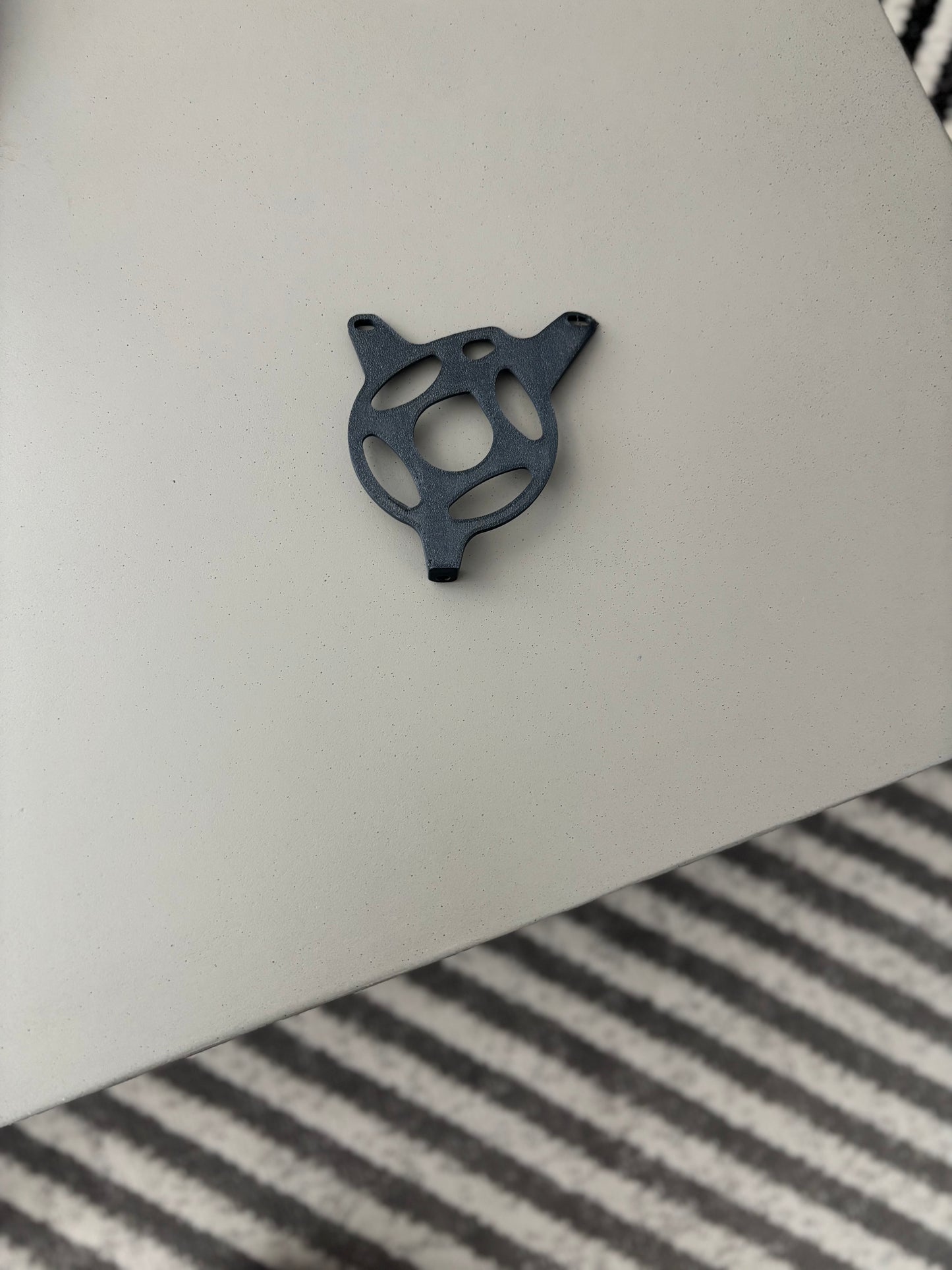 Tuttio motor cover