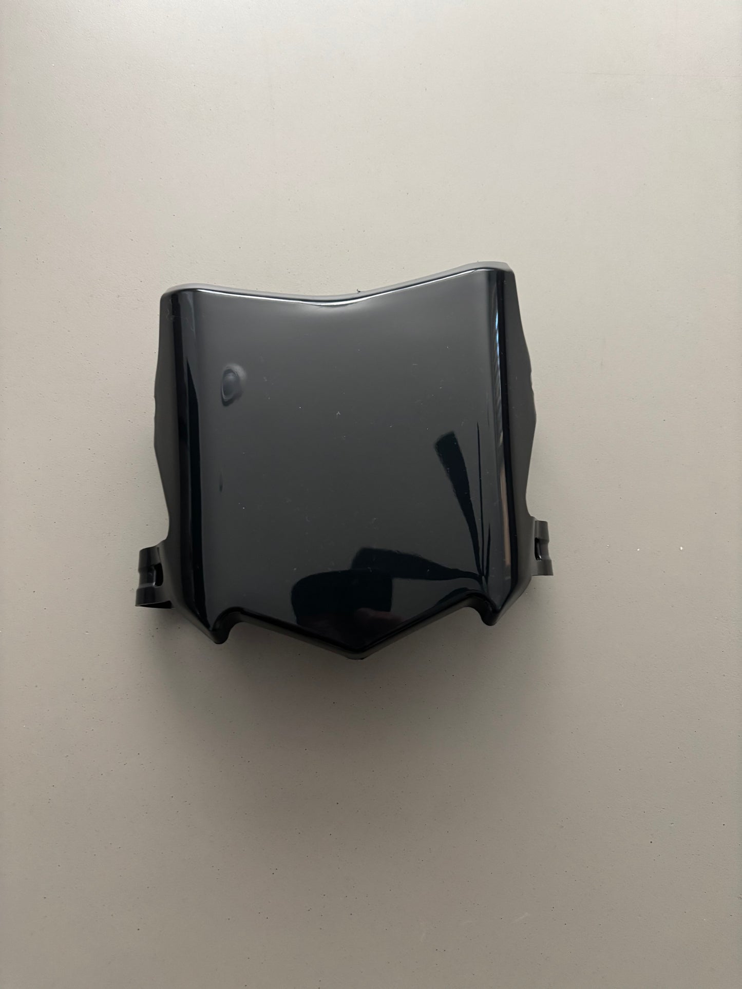 Gloss black moto cutz plate