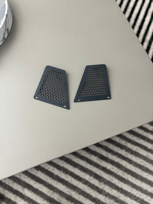 Tuttio side panels